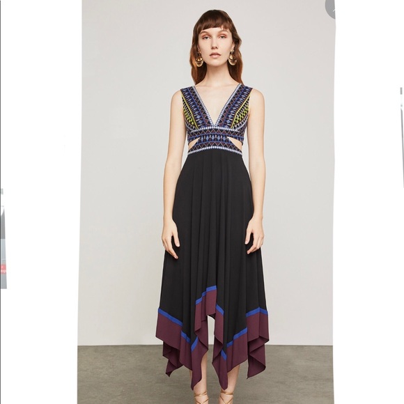 BCBGMaxAzria | Dresses | Bcbgmaxazria Embroidered Handkerchief Dress Size 6  | Poshmark